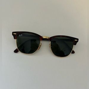Ray-Ban Clubmaster Classic Sunglasses